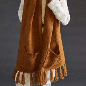 Anthropologie Fringed Pocket Scarf in gold-OS